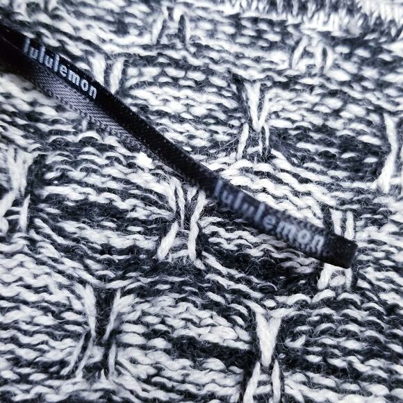 lululemon athletica 100% Merino Wool "All Day Cardi" Post Workout Sweater Small - Picture 9 of 10